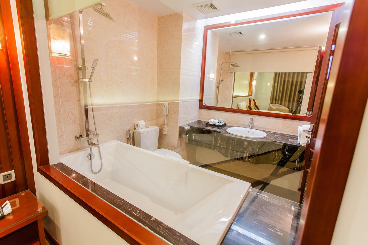 Tu Son Luxury Hotel Экстерьер фото